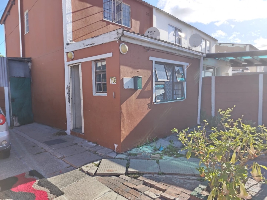 2 Bedroom Property for Sale in Lotus River Western Cape